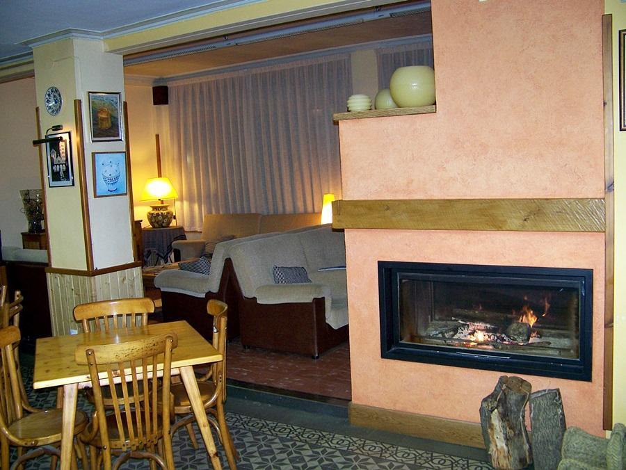 Hotel Prats Ribes De Freser Bagian luar foto
