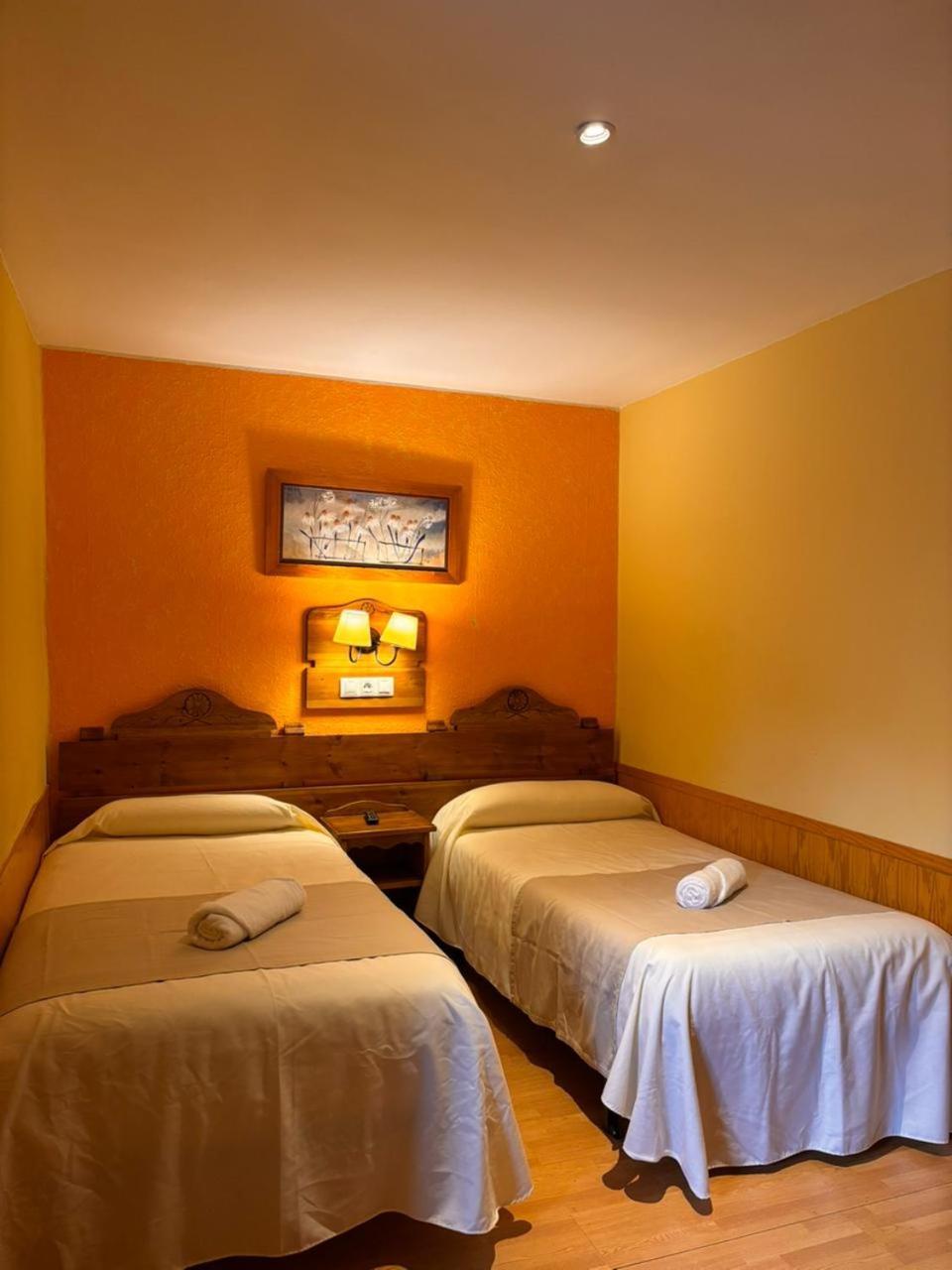 Hotel Prats Ribes De Freser Bagian luar foto