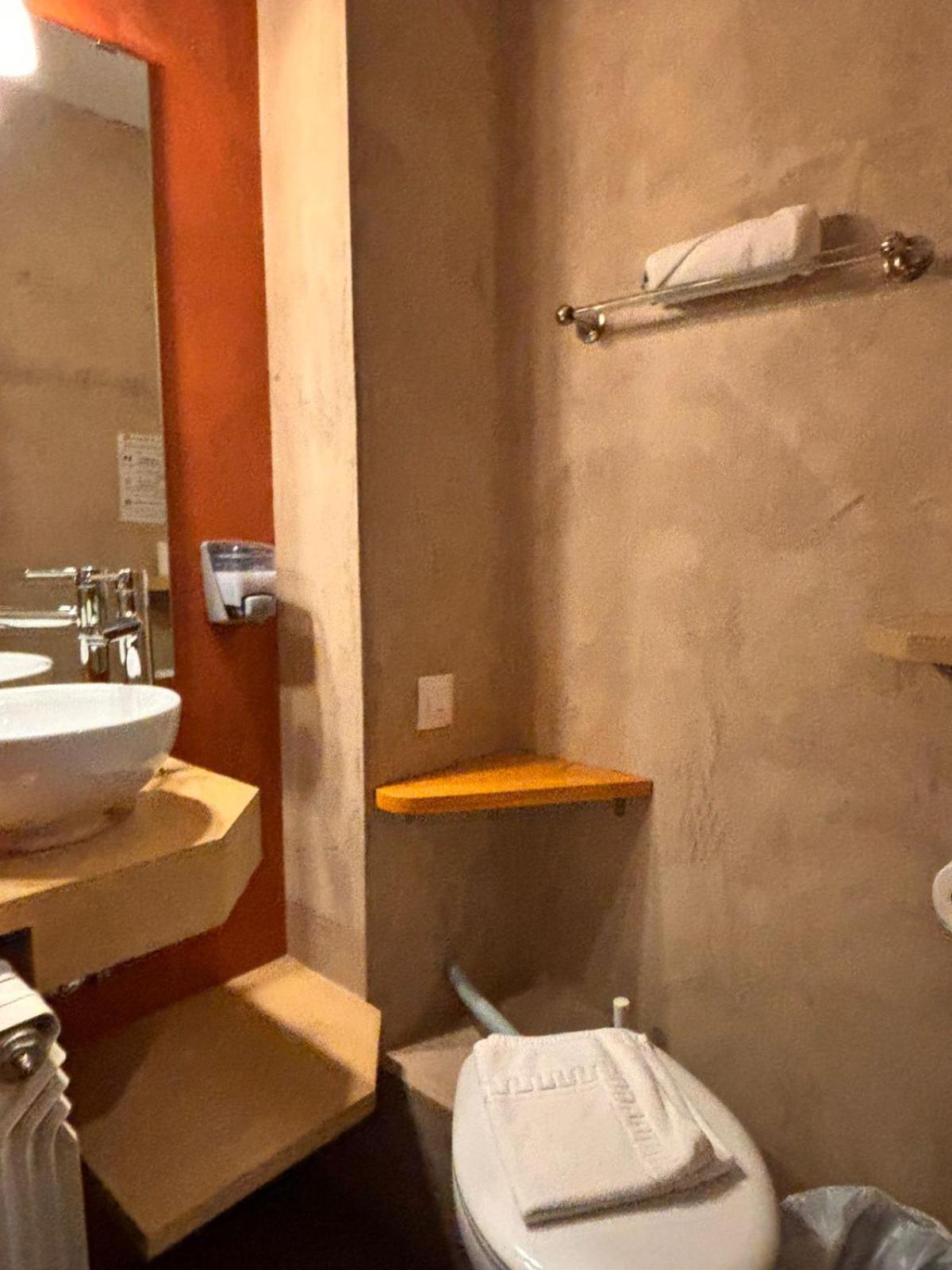 Hotel Prats Ribes De Freser Bagian luar foto