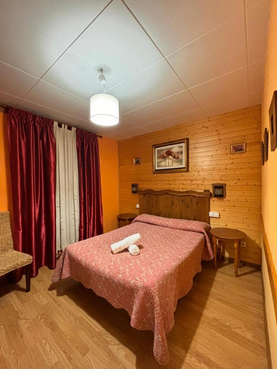 Hotel Prats Ribes De Freser Bagian luar foto